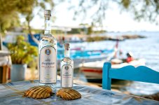 ouzo-plomariou-2020-1.jpg