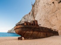 Navagio_Zakinthou.jpg