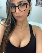 msemail_miakhalifa_69455319_137123097542768_3730429817329096229_njpg-JS591301643.jpg