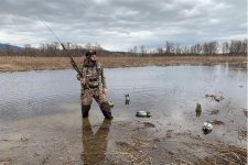 duck-hunting-shooting-shotgun-fishing-pole-april-fools-joke-1200x800.jpg